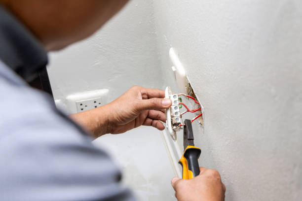 Best Affordable Emergency Electrician  in Amboy, IL